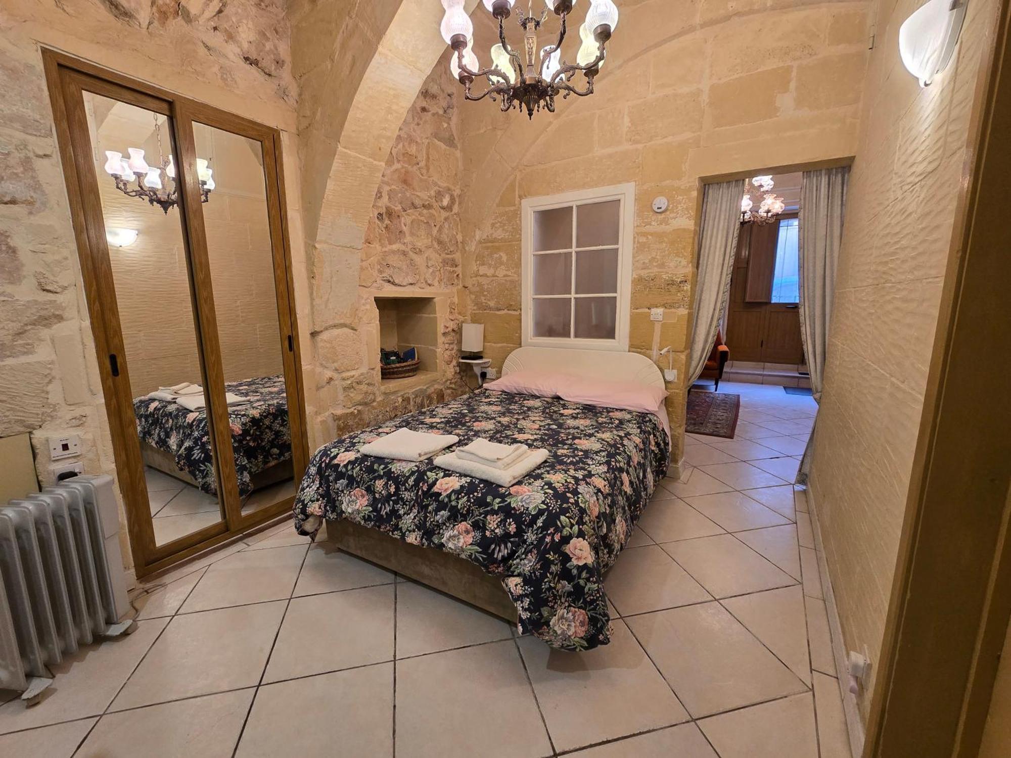 Апартаменты Charming Rustic Getaway In Xaghra, Gozo. Экстерьер фото